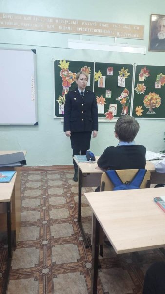 Ртищевские полицейские встретились со школьниками